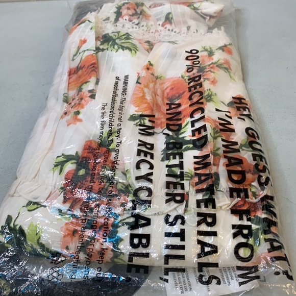 ASOS DESIGN Maternity lace insert tiered mini dress with trim detail floral US 8 - Picture 5 of 13